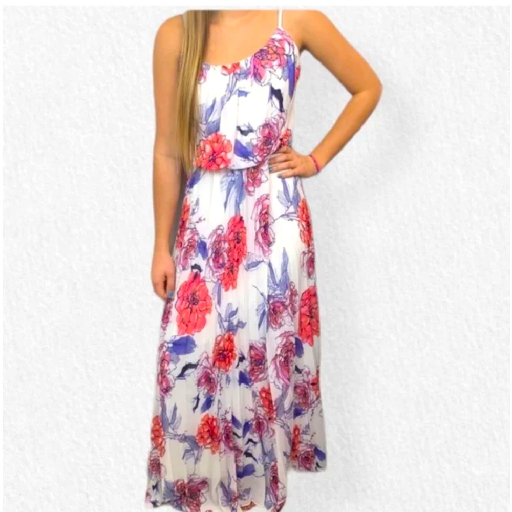 NWOT Bisou Bisou Pleated floral maxi dress